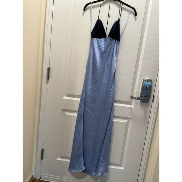 NIA Revolve WOLFE MAXI DRESS In CHAMBRAY/NAVY Cocktail Dress size S NWT - Picture 3 of 5